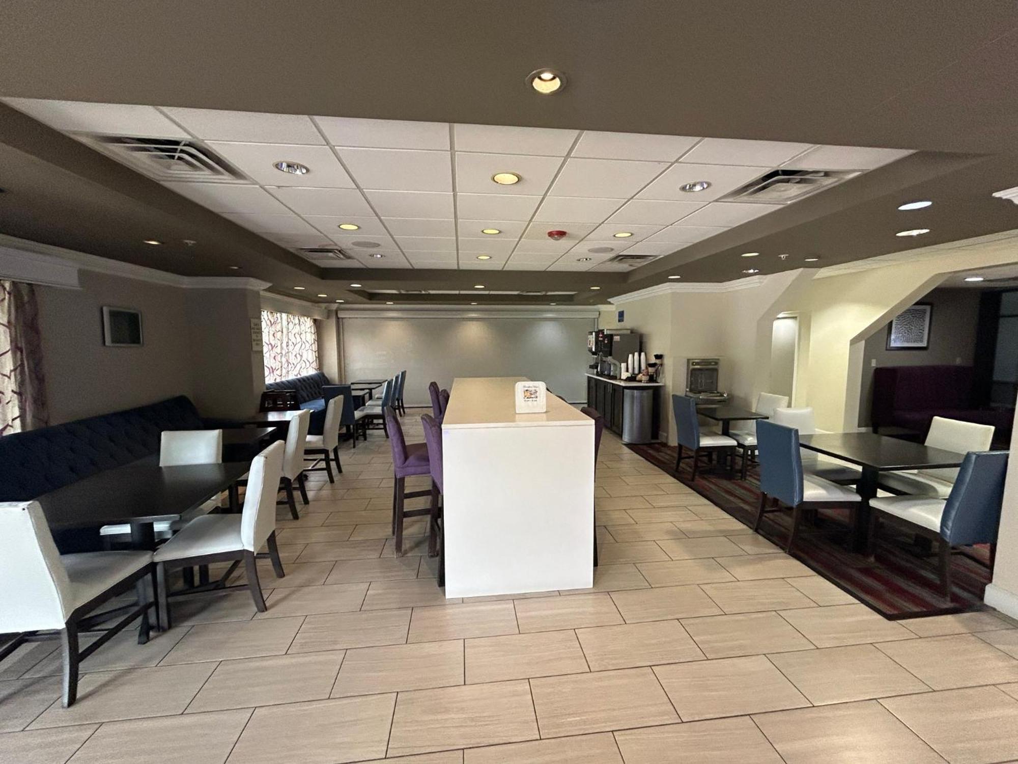 Airport Inn Fort Myers Ngoại thất bức ảnh