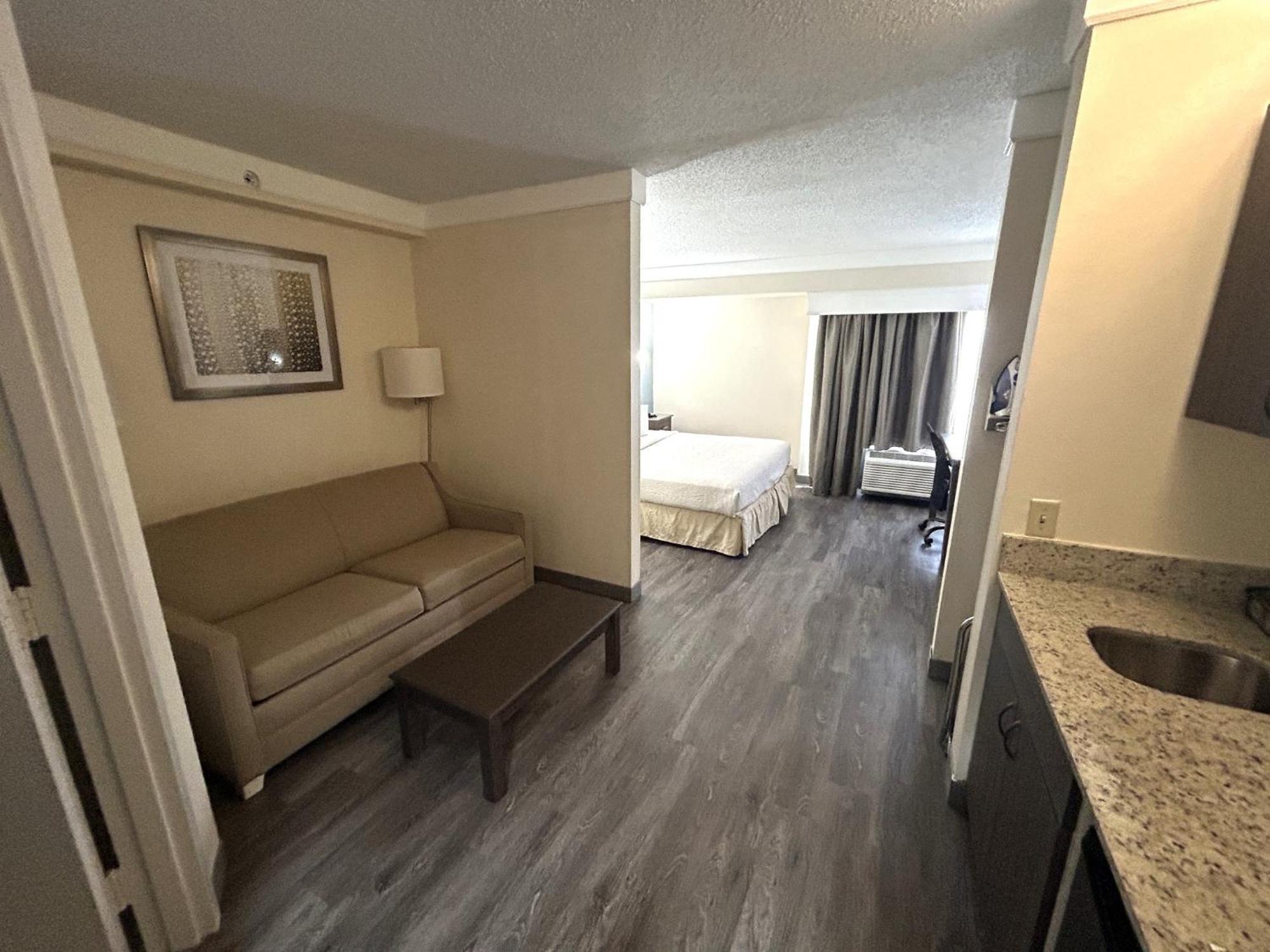 Airport Inn Fort Myers Ngoại thất bức ảnh